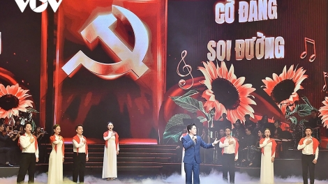 BH’RỢ PR’HÁT XA NAY NGHỆ THUẬT “MÃI MÃI NIỀM TIN THEO ĐẢNG”