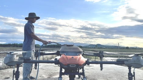 Làng bol lơh broă sa suơn sre Tây Nguyên ai Drone tàm broă sơnka sền gàr phan tam 