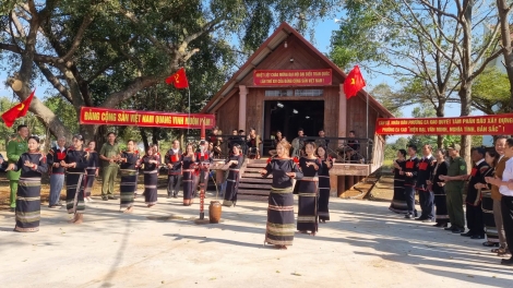 Mơnuih ƀôn sang kual Dap Kơdư đing hmư̆ jơnum ping gah tal 14