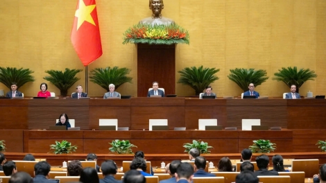 QUỐC HỘI KHOÁ 15 NHIỆM KỲ LÂNG ĐỢ RÂU TR’XĂL T’MÊÊ PA DƯR K’RƠ BHLÂNG