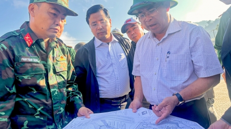 BH’CỘ BHA LÂNG UBND THÀNH PHỐ ĐÀ NẴNG LÊY CHA MÊÊT PR’LƯƠT BHRỢ PA DƯR ZÂP TRƯỜNG HỌC ĐHỊ CHR’VAL HÙNG SƠN LÂNG AVƯƠNG