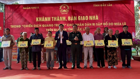 Kuân khu 5 hiăng pro klêi “Cheăng pêi thâ Quang Trung”, cho tơdroăng ki tơƀrê koh hâk Hneăng hôp XIV dêi Đảng