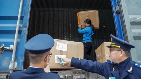 LỒNG RÈNG TẢNG LÀN LẲC PUÔN KHAI CÚA CÁI QUÁ TU ÁI CHANG SLÌ NÈN