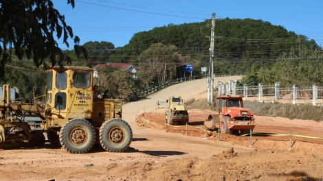 Tơdroăng mơjiâng mâu tơkêa bro a kơpong peăng Mâ hâi Lu kong Quảng Ngãi