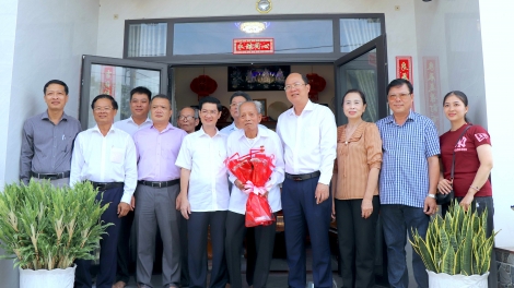 ពត៌មាន ម៉ោង ១៥