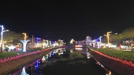 Mčhĭt mơuăt Ƀuôn prŏng Mlam sang mnia Nhỏ Pleiku