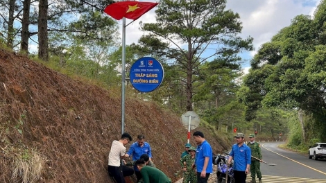 Sơnăm mơlôh M’Nông chĕp vei tơdrong ‘lơ̆ng, tơ̆k hơdăh pơyan puih mak ‘nao