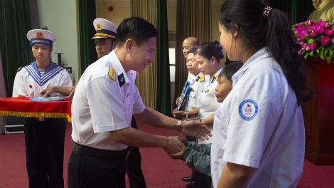 Hơtô “Rơnó Hơngui tơdjuôm ivá rak têa kơxĭ – Têt tơrŭm pơla mô đô̆i kuăn pơlê’’