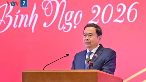 CHỦ TỊCH QUỐC HỘI TRẦN THANH MẪN TR’LUM LÂNG APÊÊ CÁN BỘ, CÔNG CHỨC, VIÊN CHỨC