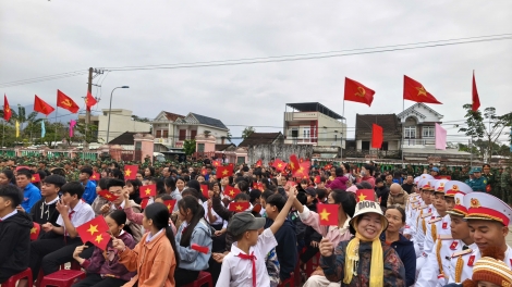Cờ ta ăp chor jay nkual dak bŭk