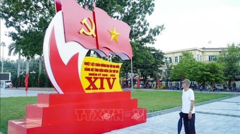 ĐIỆN BIÊN SLỨN SLIM, NGẦƯ SLƯỞNG MẤƯ LĂNG ĐẠI HỘI XIV CÚA ĐẢNG