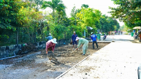 ឃុំដែលមានជនរួមជាតិខ្មែររស់នៅច្រើនបំផុតរបស់ខេត្តអាងយ៉ាងពុះពារលំបាកកសាងជនបទថ្មីពីបញ្ហាប្រឈមទ្វេដង។