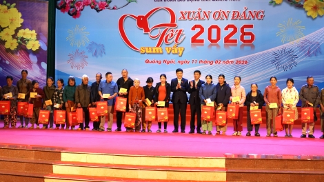 “Sa tềp bơtòm tơrgùm mat – Nam pa ưn ngài Đảng” tàm càr Quảng Ngãi