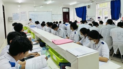 ពត៌មាន​ម៉ោង៦