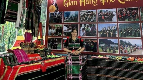 Hlăk ai djuai ania Bơnông djă pioh gru grua hiam, bơngač tui bơyan phang