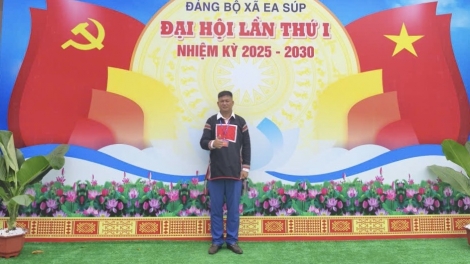 Tuăn loi dêi kuăn pơlê - tơdroăng ki xâm mơjiâng pơlê kro mơdrŏng