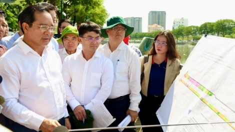 AKAOK UY MBAN BHAP BINI BAN RAYA HO CHI MINH TACEI BA BRUK JAO VEIK TANEH TAPEN KRAONG XUYEN TAM