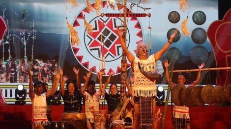 Kơnôm tơdroăng pro pơxúa Đảng hnê troăng prôk