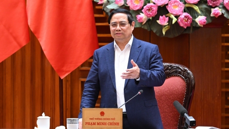 Thủ tướng: Ưh gơ̆h lê̆ đei tơdrong ưh kơmăh đak xăng, đak dâu mă đei tơdrong kiơ