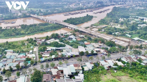 TINH DONG NAI BREI PANUAC KA BHAP BINI KA DANAK DAK PADANG BAN DONG NAI DI TRUNG UONG