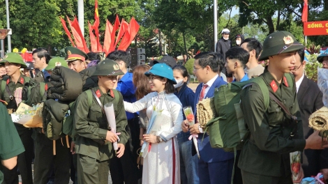 Klei hmăng hmưi leh anăn bruă đua klam, Phung bi ala Êpul gơ̆ng bruă ƀuôn sang Dak Lak ti anăp êlan nao mrâo