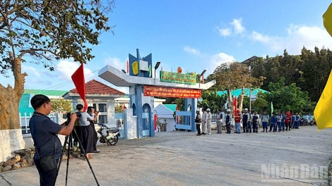 PALIH RUAH AVAL DI DUA KAOH PULAO PACANG KHIK DI BHUM MERAONG NEGAR