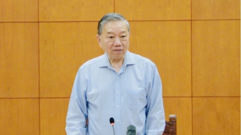 Khua git gai Ping gah ơi Tô Lâm ngă bruă hăng Anom bruă pơgang hưp ham kông ngăn Kơnuk kơna