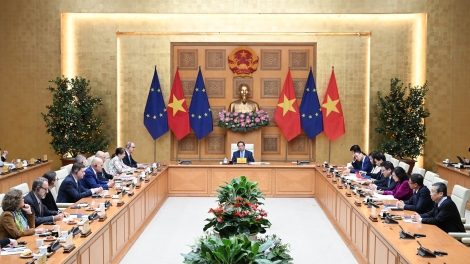 Thủ tướng Teh đak sơng pơma dơnuh hăm rim kơdră tang măt teh đak, tang măt ăn EU tơ̆ Việt Nam