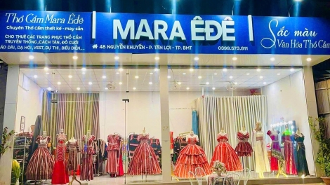 Mniê êra Êđê bi mrâo mrang kdrăp mnơ̆ng pơ̆k mñam 