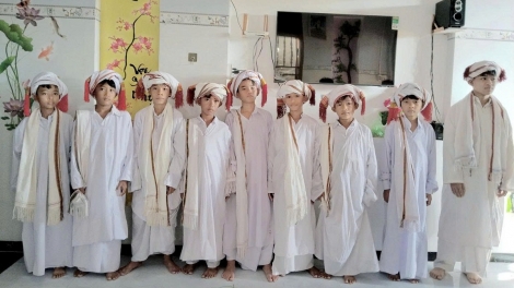 Krơi is ngan Lơh Yàng Kareh – Katal kòn cau Prum dê