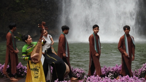 Tơlơi adoh K'Ho "Ƀing tơdăm dra"