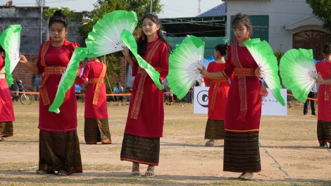 Rơ-ông rơ-ang pơyan Rija Nagar tơ̆ pơlei Chăm dêh char Khánh Hòa
