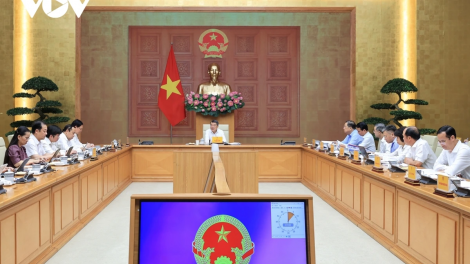 Thu tuong Lê Minh Hưng dang akaok  var ngak bruk haong Mentri Ilamo saong Kong nghe ka Sarak ka 57 di Mentri Chinh tri