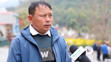 BÍ THƯ CHI BỘ PANG HƯA PỈ NOỌNG DÚ BẢN CỎN