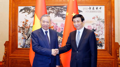 Tổng Bí thư, Kruanh dak Tô Lâm ôp srĭng nău Kruanh Chính hiệp lam dak Trung Quốc Vương Hộ Ninh