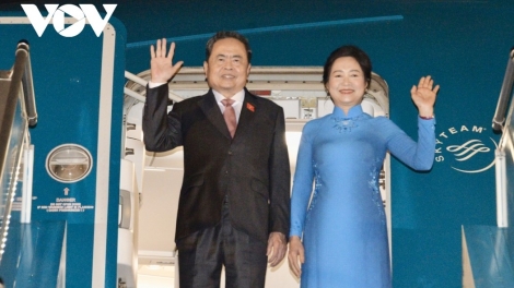 CHỦ TỊCH QUỐC HỘI LÂNG K’ĐIÊL LƯƠT LƯM OOY ITALIA