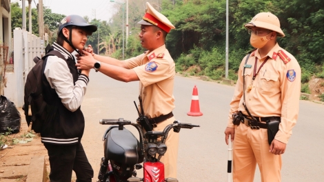 Ngon tô thứ 6 mự 24.4.2026 – Sơn La: Nhẳn pao tiêng àn sók tang cuồng dan dặng cống sơ Pùa Hùng Vương cánh dan dặng 30/4 cánh 01/5/2026
