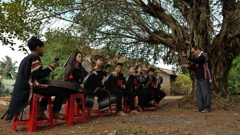 Lòt nhơl “Brê bơnơm dờng tìp dà lềng tơlir”: pơrlai bơta pràn tiah phan lời wơl Tây Nguyên – Jăt gah dà lềng Đah Jum tàm Gùl lơgar 