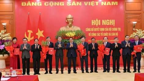 HA DƯR DAL BH’RỢ CHÍNH TRỊ ÂNG VOV COH CR’CHĂL PA DƯR T’MÊÊ