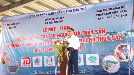 ពត៌មាន​ម៉ោង៦