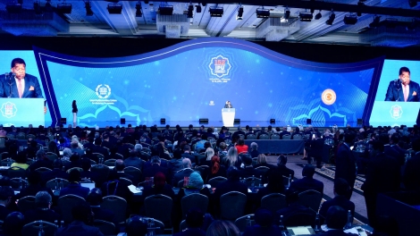 Kruanh Quốc hội Trần Thanh Mẫn râng Lễ ntơm pơk IPU-152 