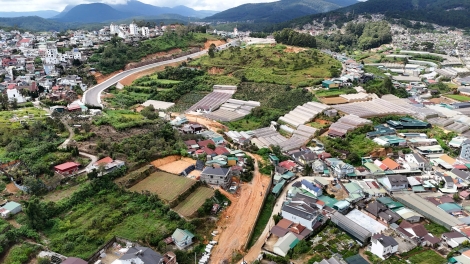 Lâm Đồng ntrŭt ntrôl trong nchrăp công nghiệp n’hanh ntrôl ngăch n’gluh tơm prăk ntuh kơl