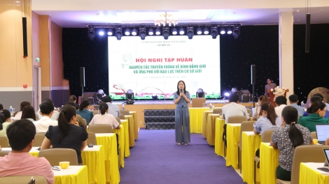 ĐÀ NẴNG: PA DƯR K’RƠ BH’RỢ P’TOO MOON OOY RAU LIÊM MA MƠ BHLƯA N’ĐIL LÂNG N’JƯIH