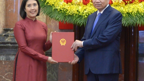 Khua gĭt gai Tô Lâm jao hră bi klă ruah mdưm 5 čô khua bi ala knŭk kna  Việt Nam ti ala tač êngao 