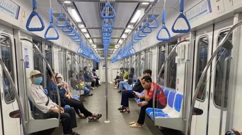 CAONG KHIN OH MEK JIEN RADAIH NDIEN METRO DI URANG NGAK, ANEK SAIH – SINH VIEN HU RAIDIUK KAN KANDAH