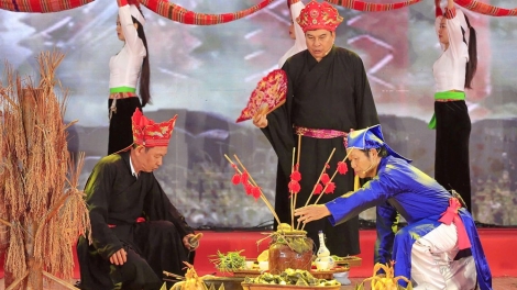 Lễ hội xuống đồng của người Mường
