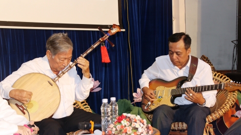 តន្ត្រីប្រពៃណីបានវិលត្រឡប់មកថ្នាក់រៀនវិញ