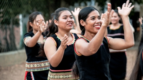 Xuăn dêh kông rơng