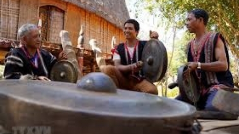 Chương trình phát thanh vằn nghệ, thứ 7 mự 16 căm bườn 5 pì 2026