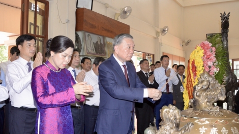 Khua git gai Ping gah, Khua mir sir ơi Tô Lâm tŭ jum Khua git gai Grup bơwih ƀong TCC Thái Lan